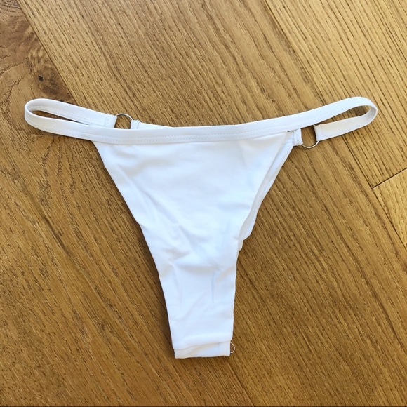 Brand New Sexy White Bikini w/O Rings - Picture 8 of 8